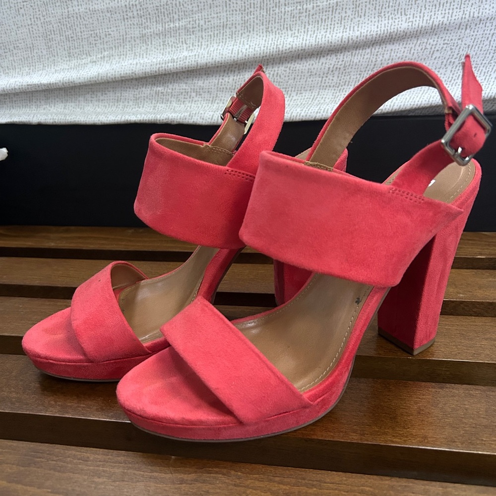 Report Pink Heels